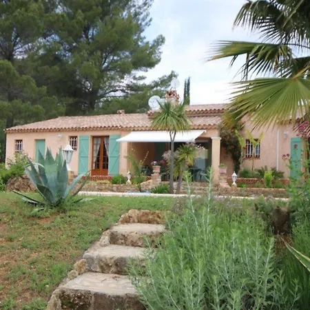 Chouette - Havre De Paix Dans Le Villa